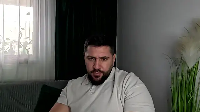 Gold_Alpha_Boy webcam