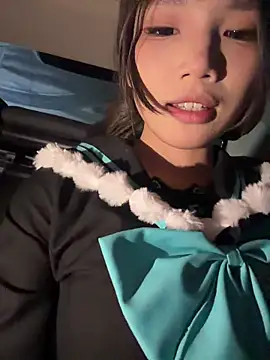 美女Yiyi-707在线直播