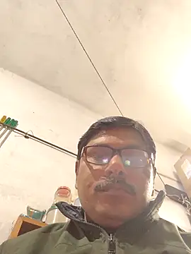 srmotrs - Srmotrs's free webcam - UK Sex Cams