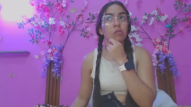 skinnysofia18 webcam