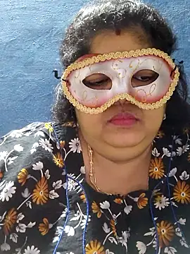 tamilthanushri - Tamilthanushri's free webcam - UK Sex Cams