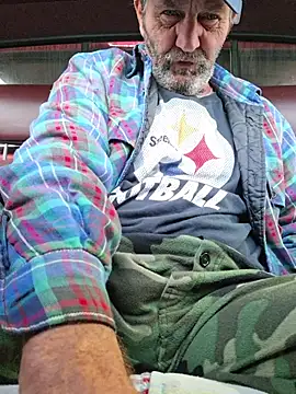 Hotbodyscottie webcam