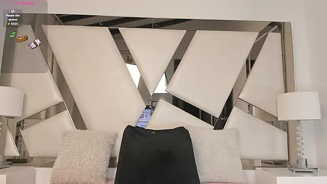 OliviaBurning webcam