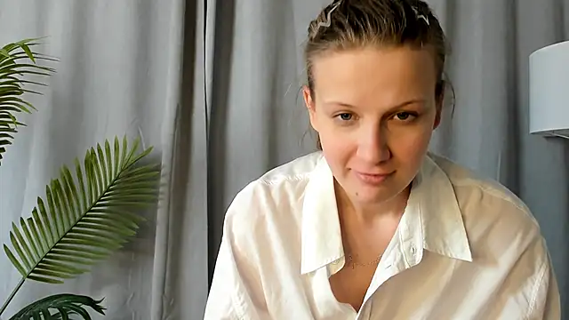 AprylSalisbury webcam