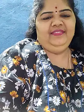 tamilthanushri webcam