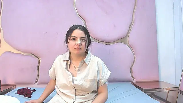 SweatedDelacroix webcam