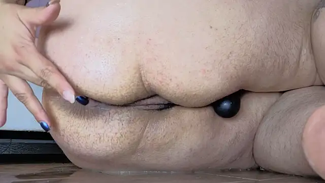 Bruja__Scarlata webcam