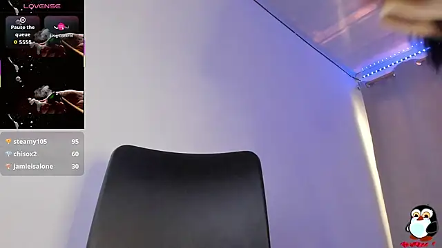 CLAIRE_EMPIRE webcam