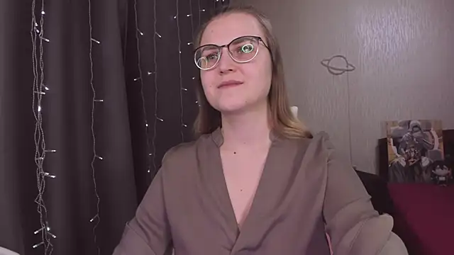 MissBrightShine webcam