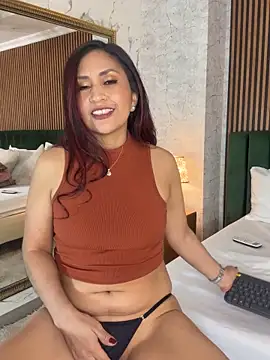 Webcam Model (MonicaMoret)  is live.Free join now!