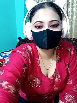 Webcam Model (Porimoni22) is live