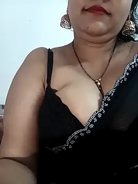 Webcam Model (Nyra-23)  is live.Free join now!