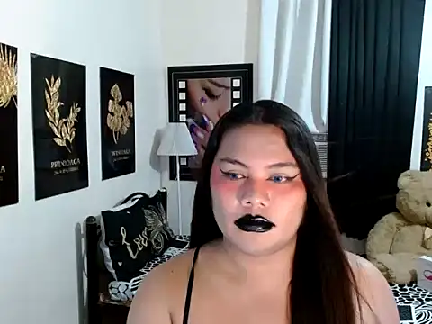 TSbrianaHugeCock webcam