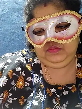 tamilthanushri webcam