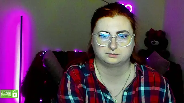 Alicia_love00 webcam