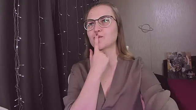 missbrightshine - MissBrightShine's free webcam - UK Sex Cams