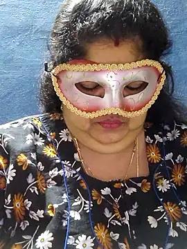 tamilthanushri webcam