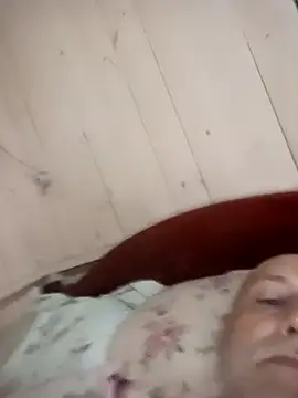 Raquelluciano webcam