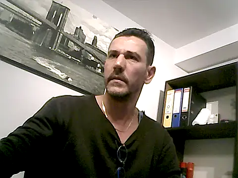 mastercharisma35 webcam