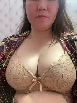 Webcam Model (Ory22)  is live.Free join now!