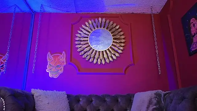 Julieta_Russell webcam