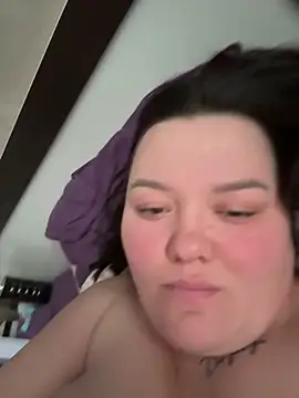 SunnyLeila2101 webcam