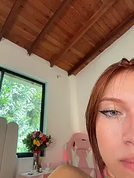 Alison_Ivanova webcam