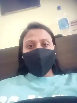 Live sex cam di indianshycouple