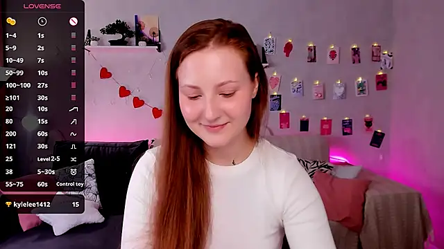 velvet_cherry_ webcam