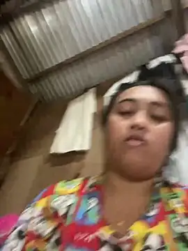 Pinay_Chubby20 webcam