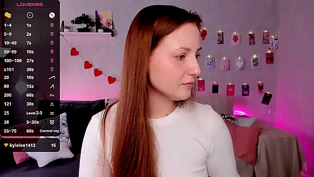 velvet_cherry_ webcam