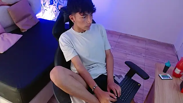 osamu_tay (M twink) - cum show + dildo