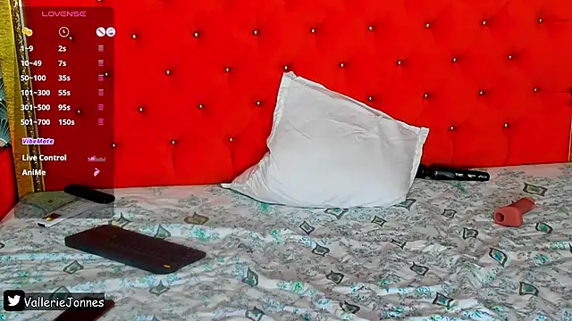 valleriejones (F young) - dildo pussy fuck