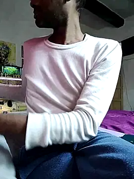 keptupinosine - KeptupInosine's free webcam - UK Sex Cams