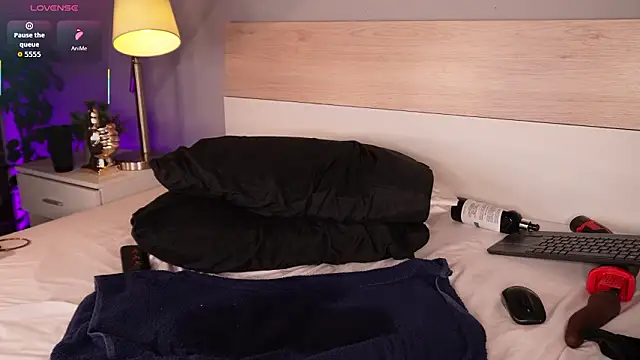 cinnamon_afrodit webcam