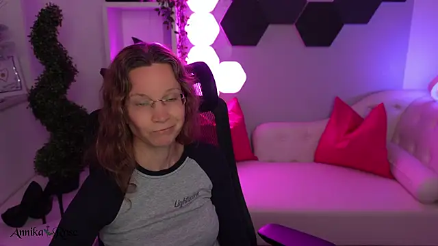 AnnikaRose webcam