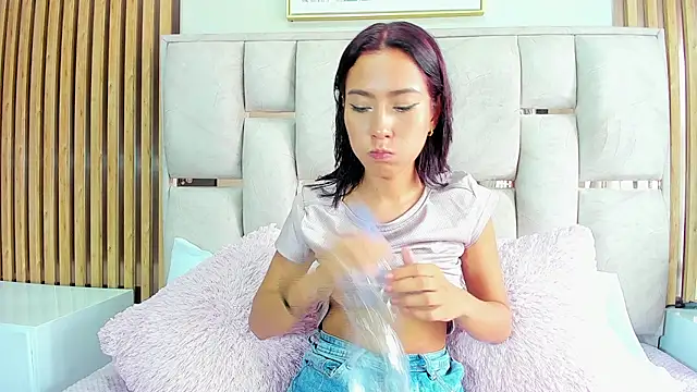 vannepettite_ webcam