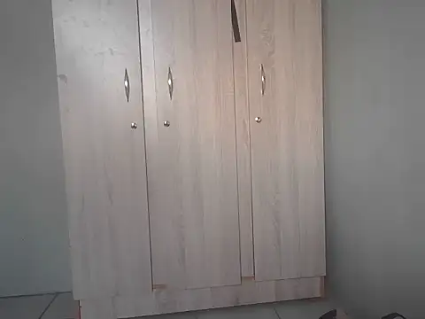 modeldickisthick_2 - Modeldickisthick_2's free webcam - UK Sex Cams