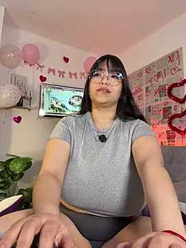 tati_reyess webcam