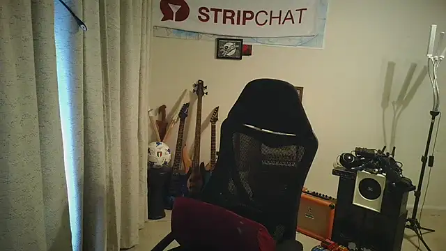 God_Of_ThundeRR webcam