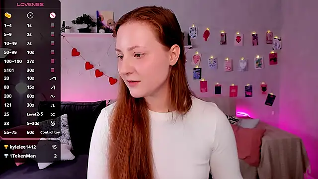 velvet_cherry_ webcam