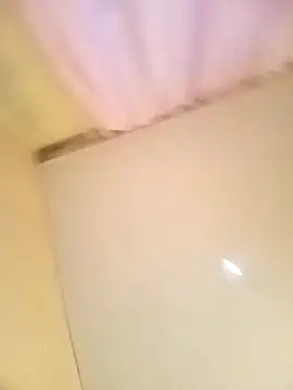 red_misstess_wow webcam