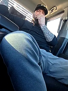 beardedtattood - Beardedtattood's free webcam - UK Sex Cams