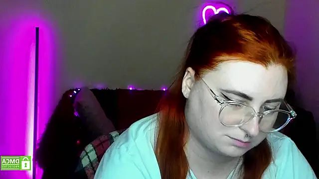 Alicia_love00 webcam