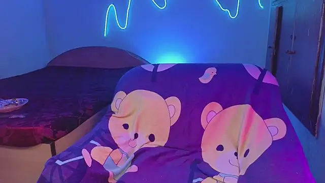 Ivy_the_goddess webcam