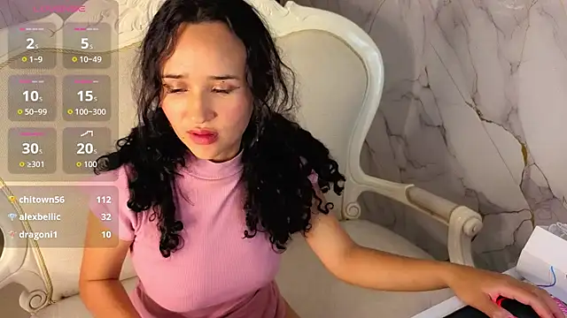 bella_vibess_s webcam