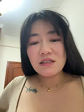 Molly-xiao webcam