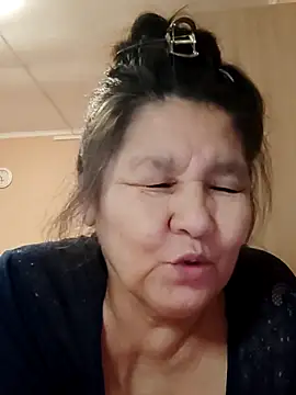 Zulfiya_Bruce webcam