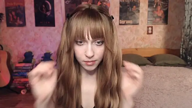 Friendly_Ellie webcam