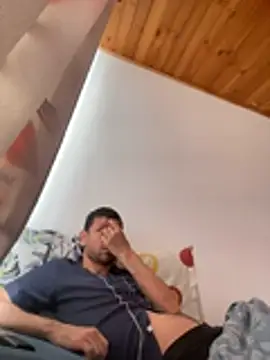 Michaell_Spinelly webcam